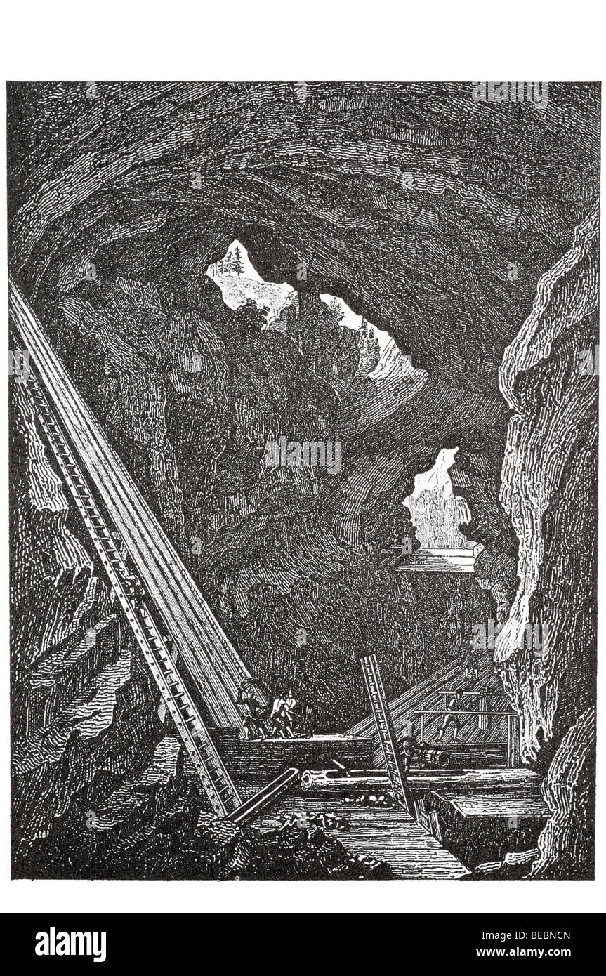 Vista desde el interior de las minas de persberg en Suecia Foto de stock