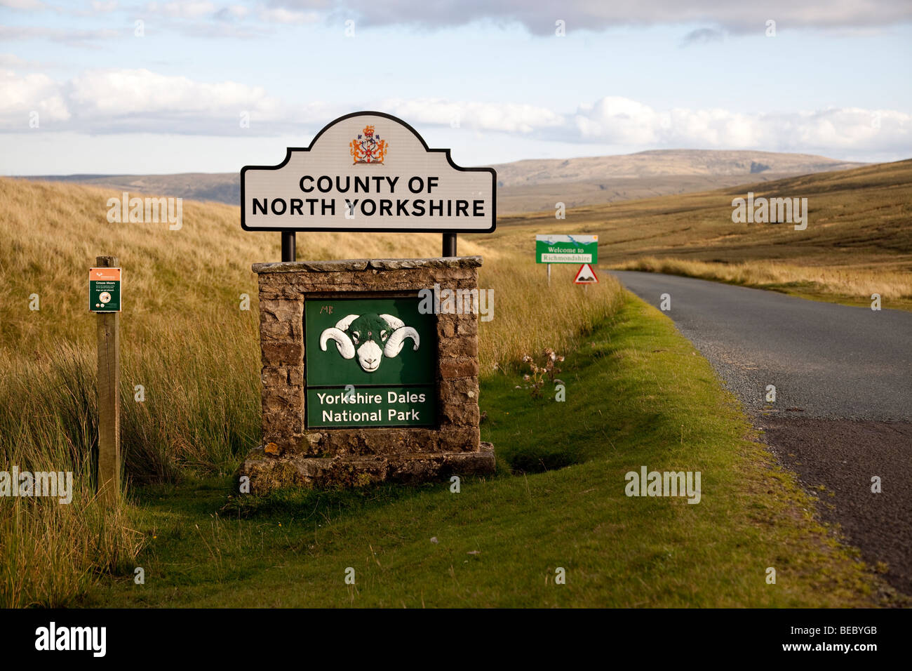 Signo de Yorkshire Dales National Park y el condado de North Yorkshire, Reino Unido Foto de stock