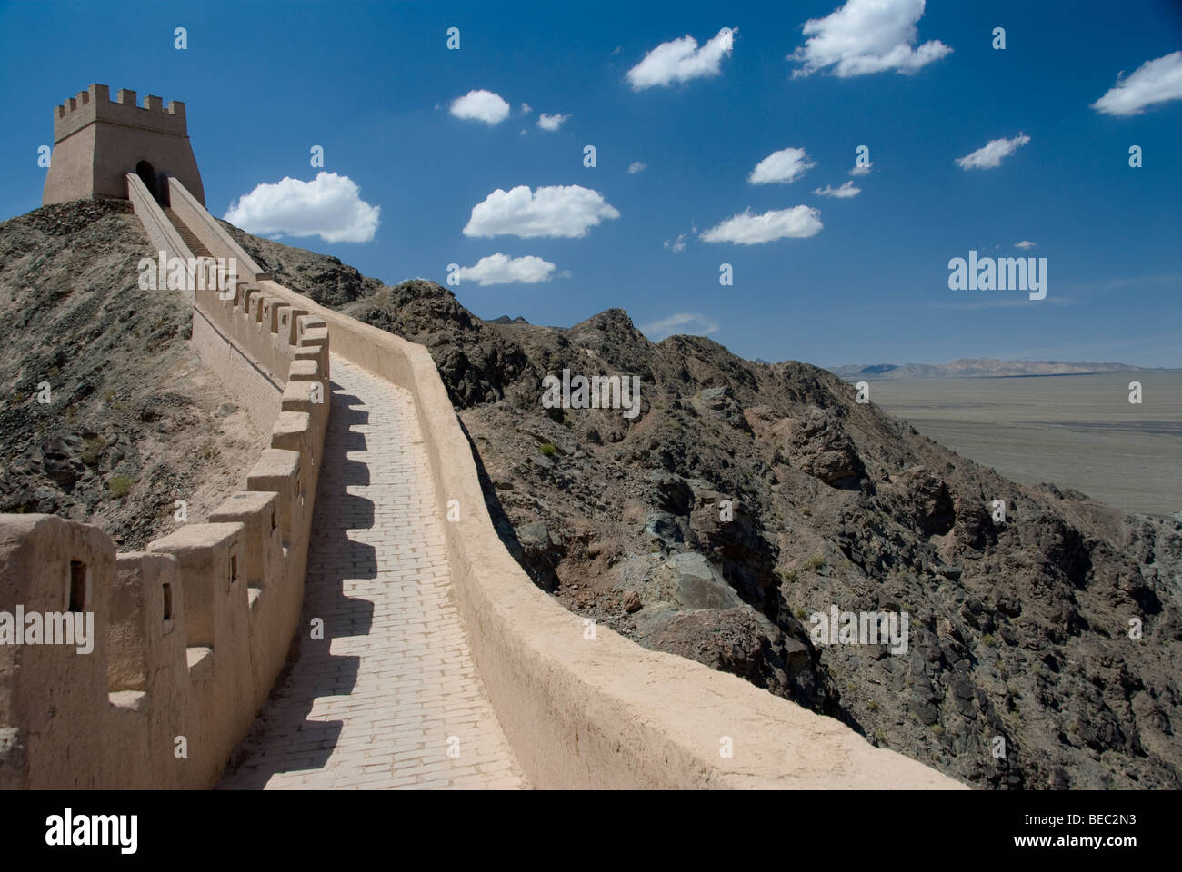 Jiayuguan sección de la Gran Muralla de China. La provincia de Gansu, China 2008. Foto de stock