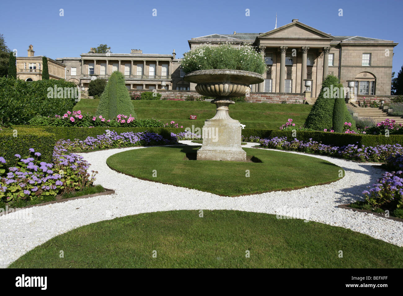 Finca de Tatton Park, Inglaterra. El siglo XVIII Samuel Wyatt diseñado