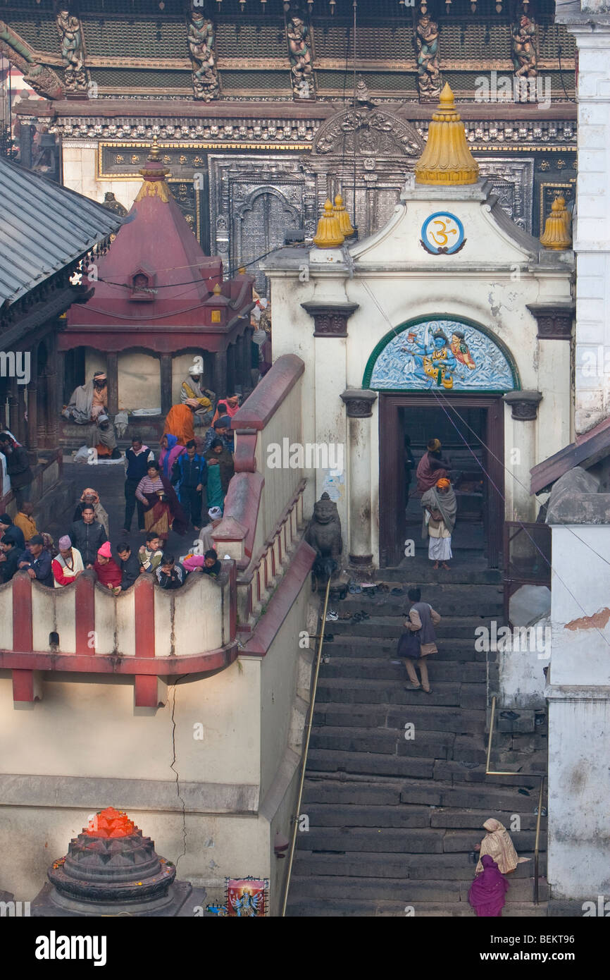 Pashupatinath Katmandú Nepal Una De Las Entradas Al Templo Hindú Más Sagrado De Nepal