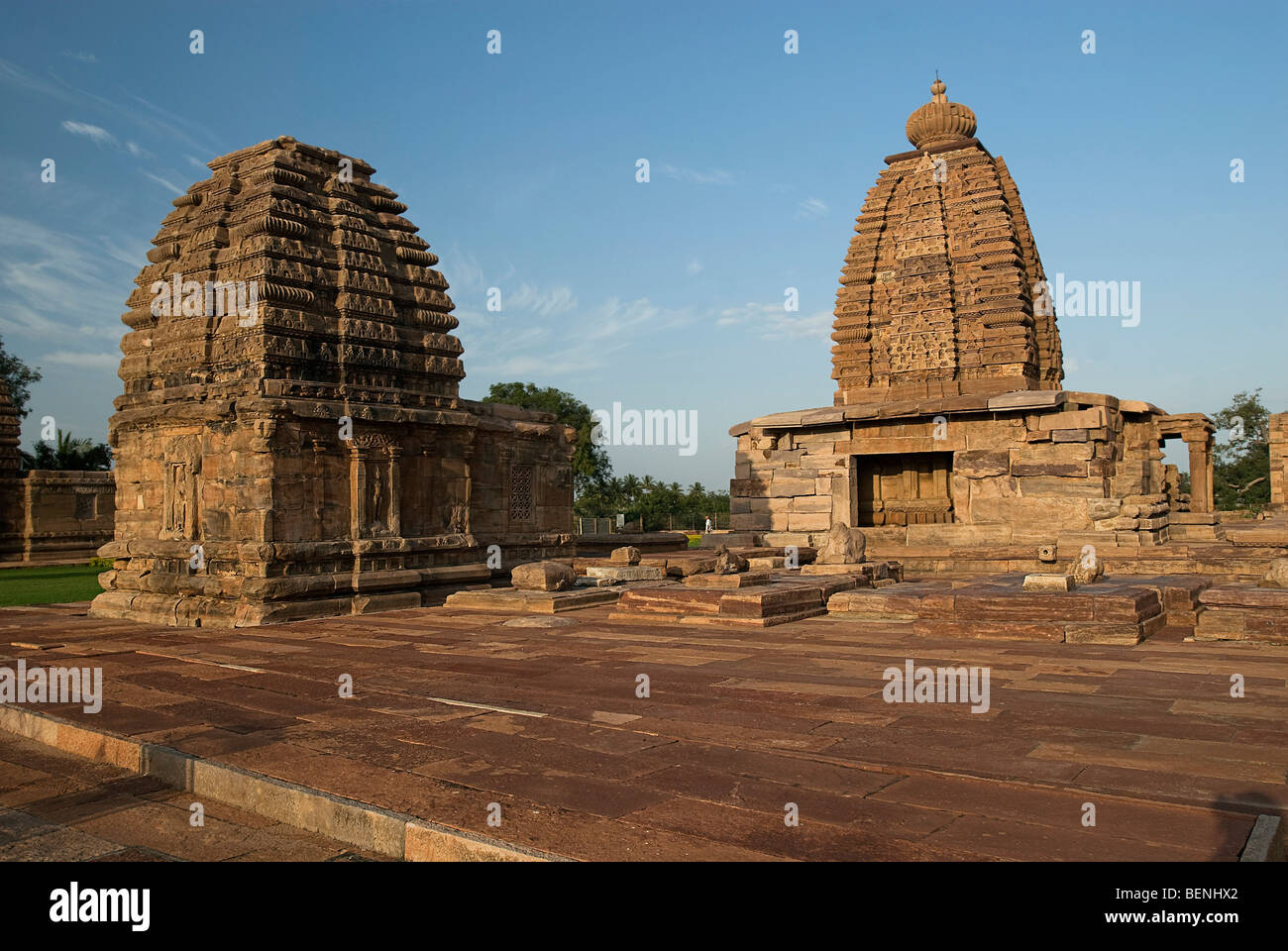 La Jambulinga y Galaganatha templo construido alrededor del siglo 7º y 8º Pattadakal en la capital de la dinastía de Chalukya Foto de stock