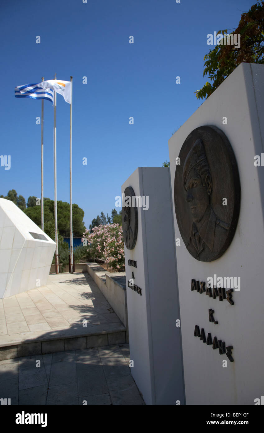Monumento a los británicos en la eoka anti disturbios y conflictos turca de 1974 República de Chipre larnaca europa Foto de stock
