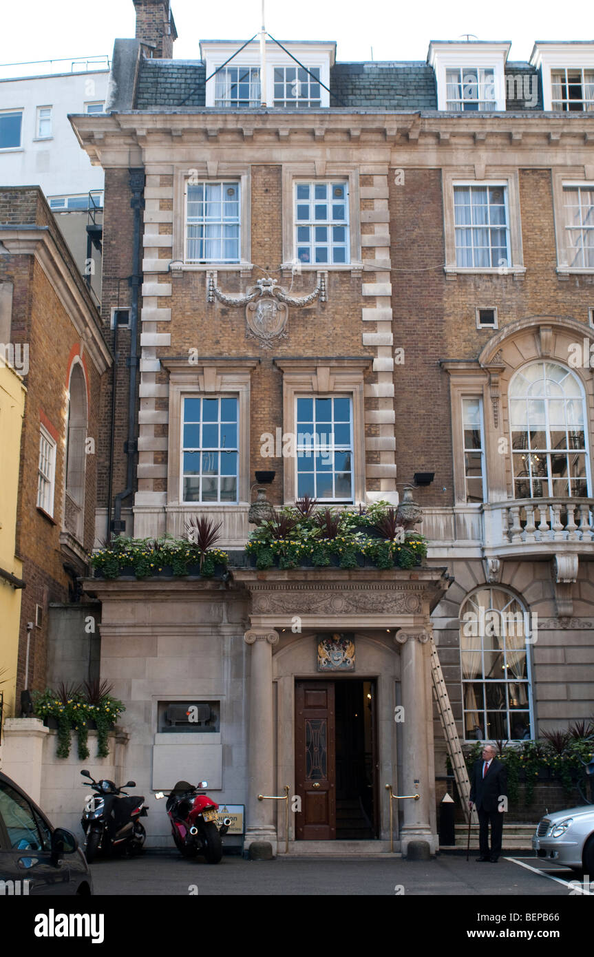 Royal Over-Seas League World Headquarters, St James's, Londres, SW1 Foto de stock