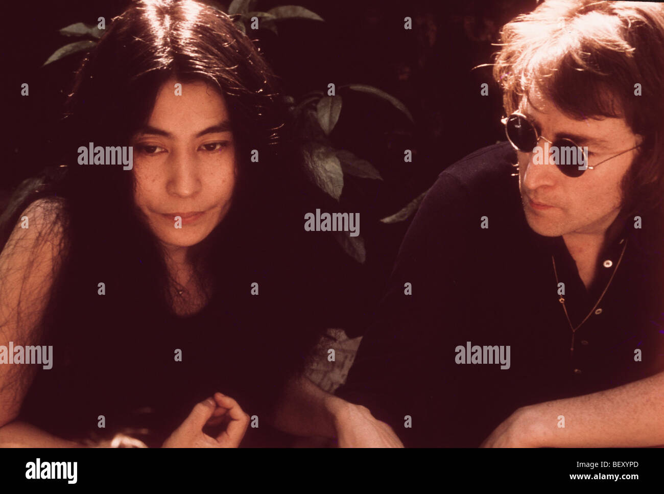 John Lennon y Yoko Ono Foto de stock