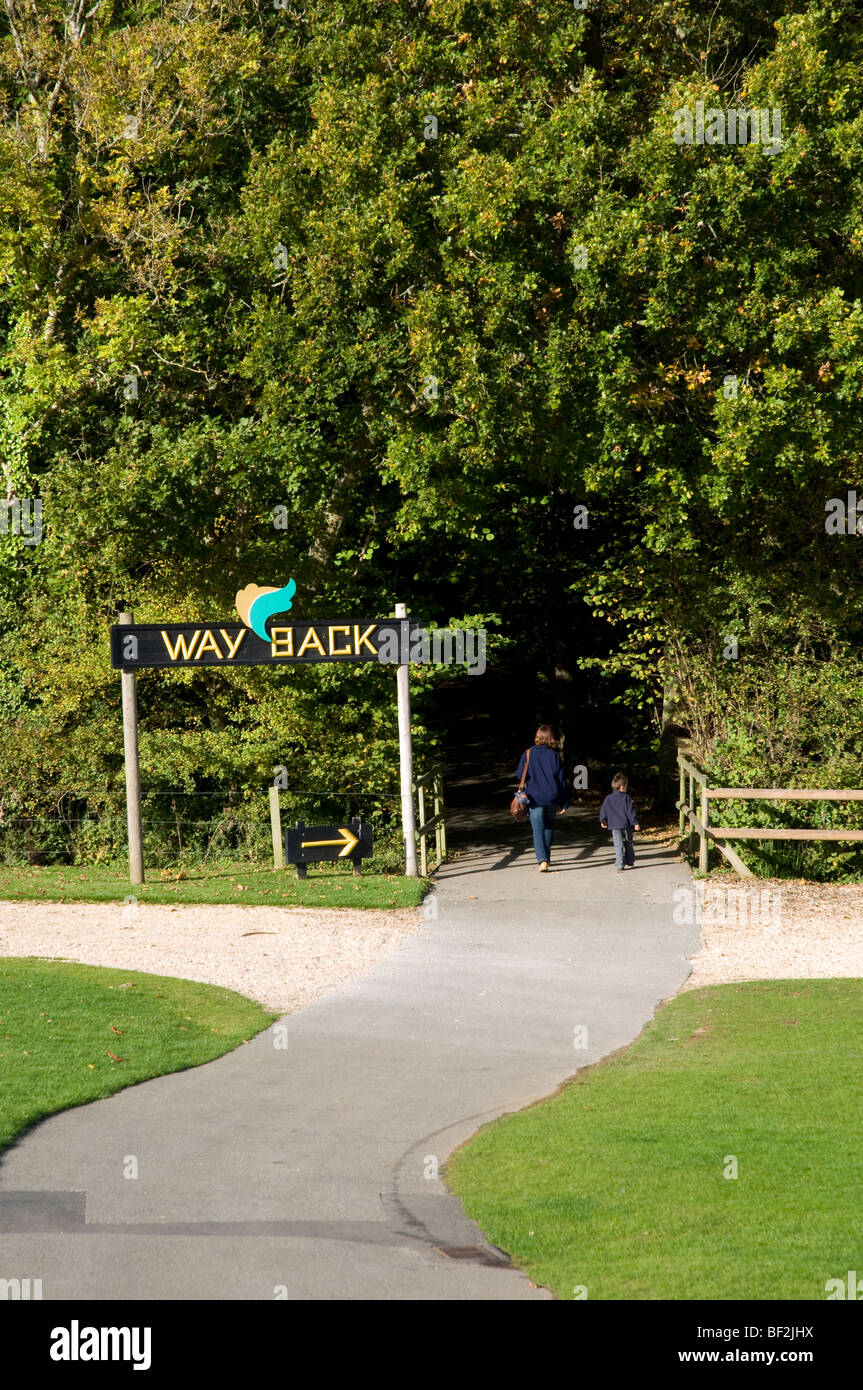 Salida del parque, regreso, Robin Hill Country Park, Newport, Isla de Wight, Inglaterra, Reino Unido, ES. Foto de stock