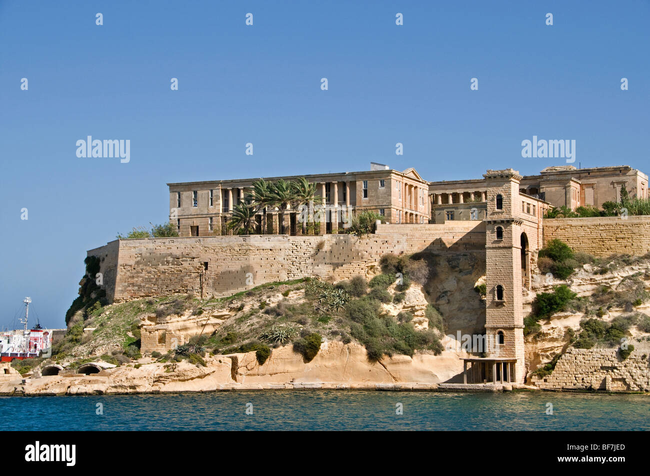 Malta Kalkara tres ciudades frente a Ciudad fortificada Valletta Foto de stock