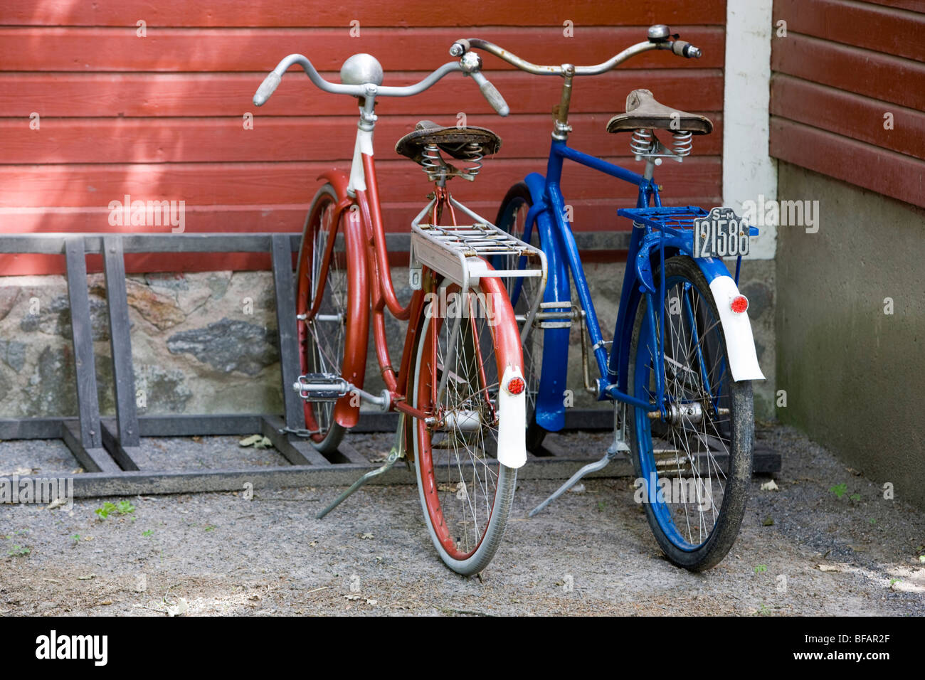 Bicicletas histórico en el Museo al Aire Libre Skansen, Estocolmo, Suecia  Fotografía de stock - Alamy