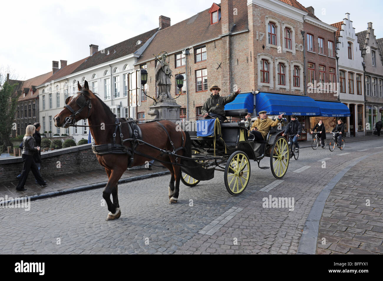 Carruaje de Brujas en Bélgica Europa Foto de stock