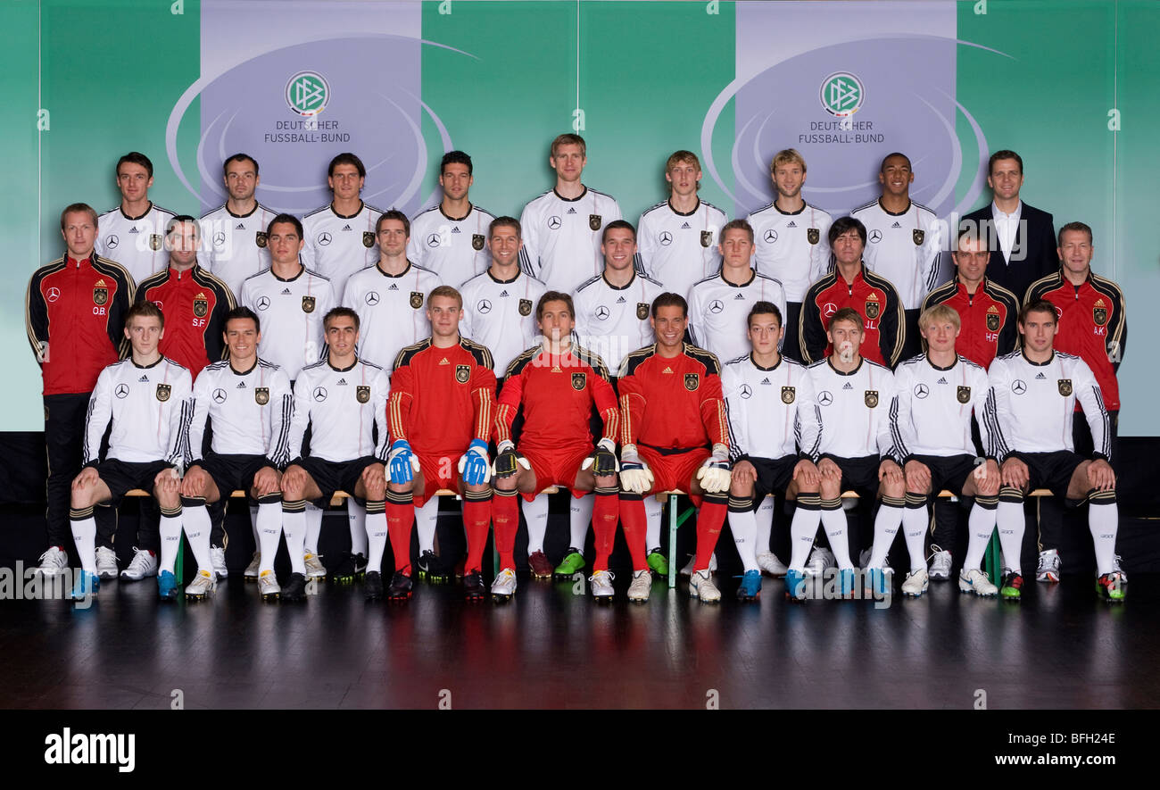 Foto de equipo de la selección nacional alemana de fútbol en noviembre de 2009 Foto de stock