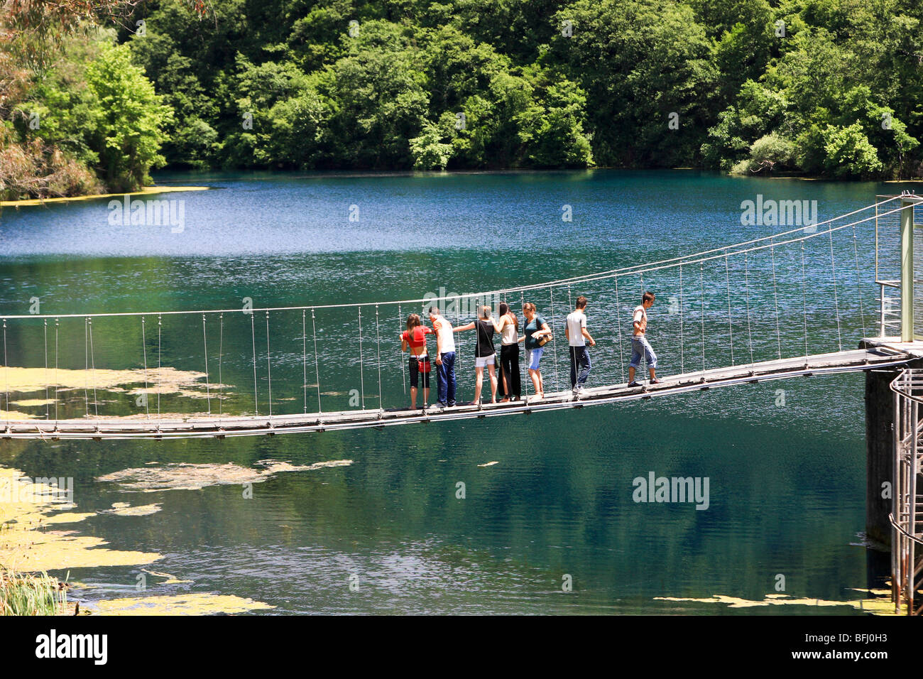 Albania, Durres, el manantial de agua de Blue Eye Foto de stock