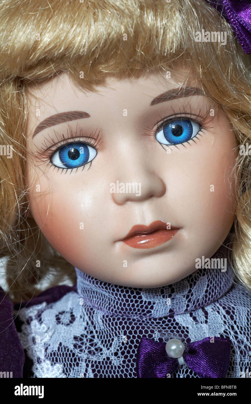 Cara sales de muñeca