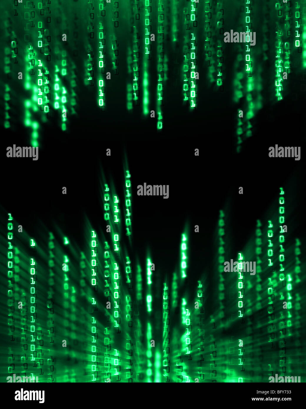 Código binario brillantes dígitos de datos que fluye en la pantalla de ordenador Foto de stock