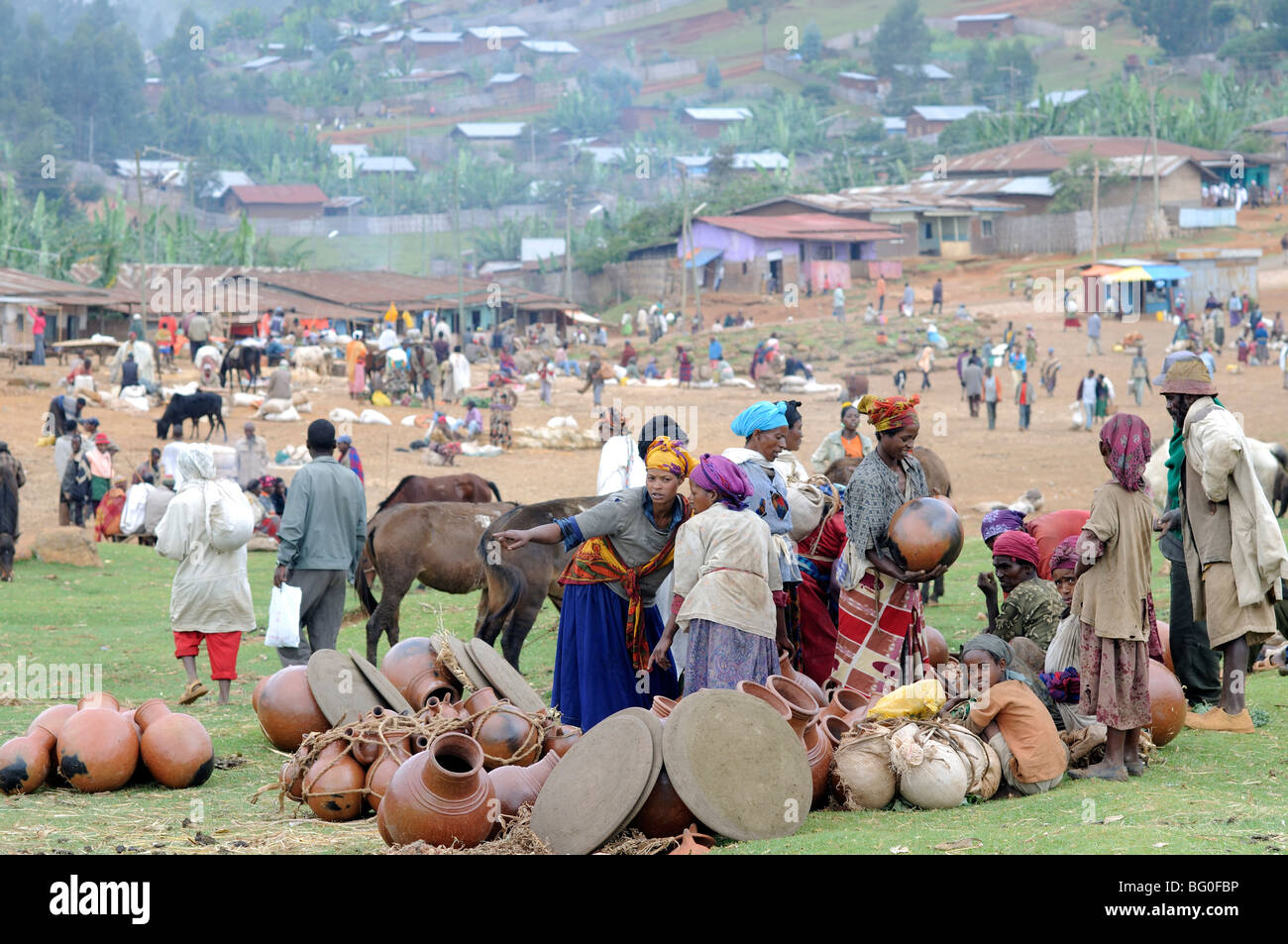 Mercado de Dorze escena, Arba Minch, Etiopía Foto de stock