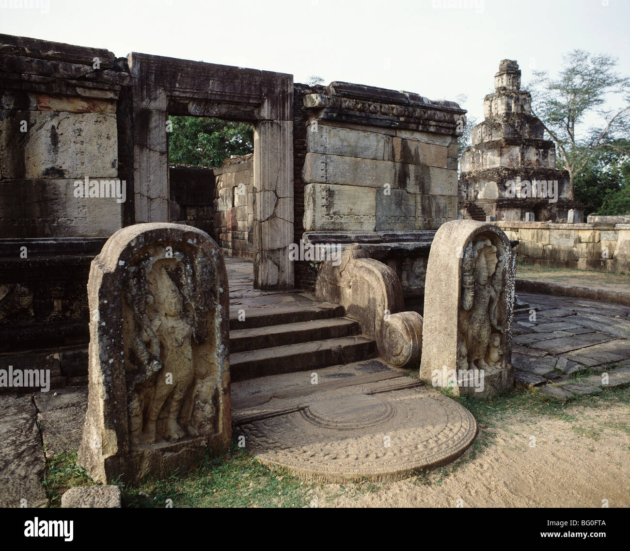 El Vatadage (Salón de la Reliquia) en Polonnaruwa, Sitio del Patrimonio Mundial de la UNESCO, Sri Lanka, Asia Foto de stock