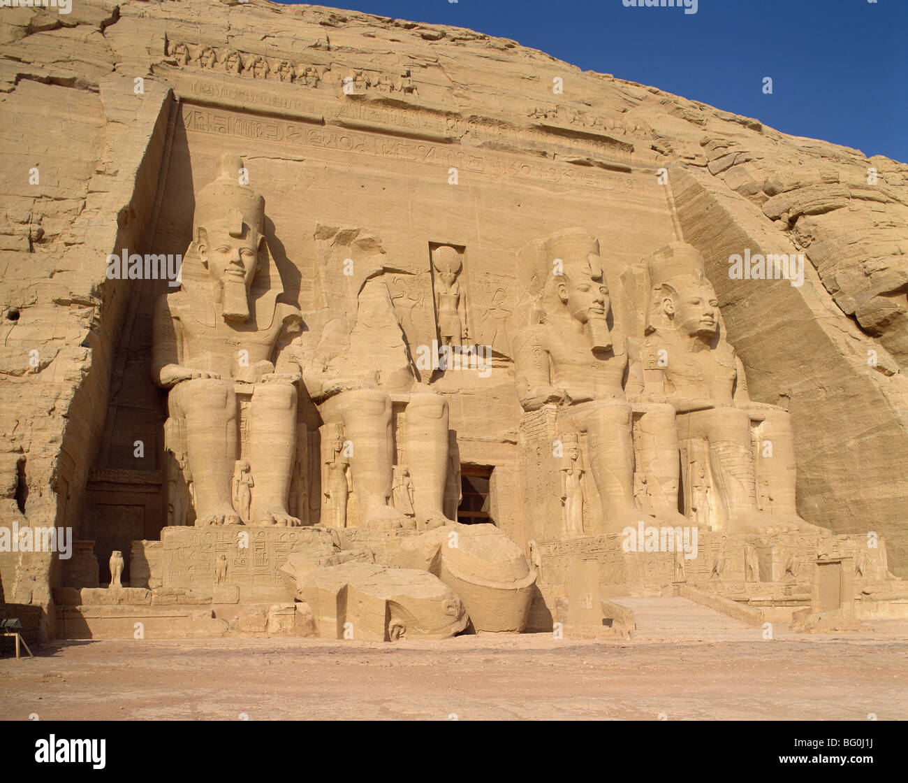 Gran Templo de Ramsés II, en Abu Simbel, Sitio del Patrimonio Mundial de la UNESCO, Nubia, Egipto, el Norte de África, África Foto de stock