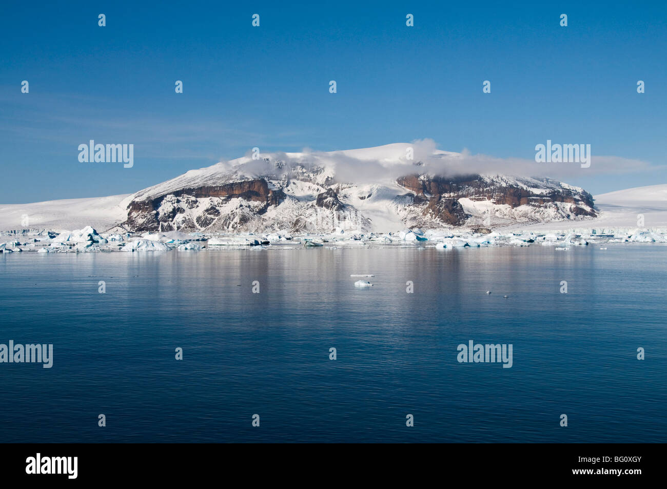 Brown Bluff, en la Península Antártica, en la Antártida, las regiones polares Foto de stock