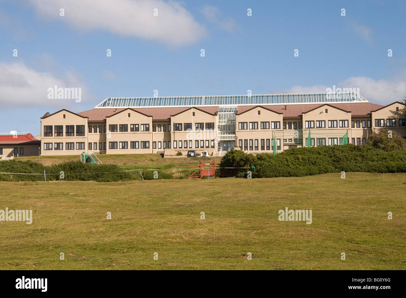 Nueva escuela, Port Stanley, Islas Malvinas, América del Sur Foto de stock
