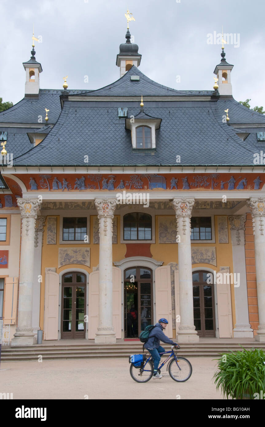 Palacio de ladera (Bergpalais), Pillnitz, Sajonia, Alemania, Europa Foto de stock