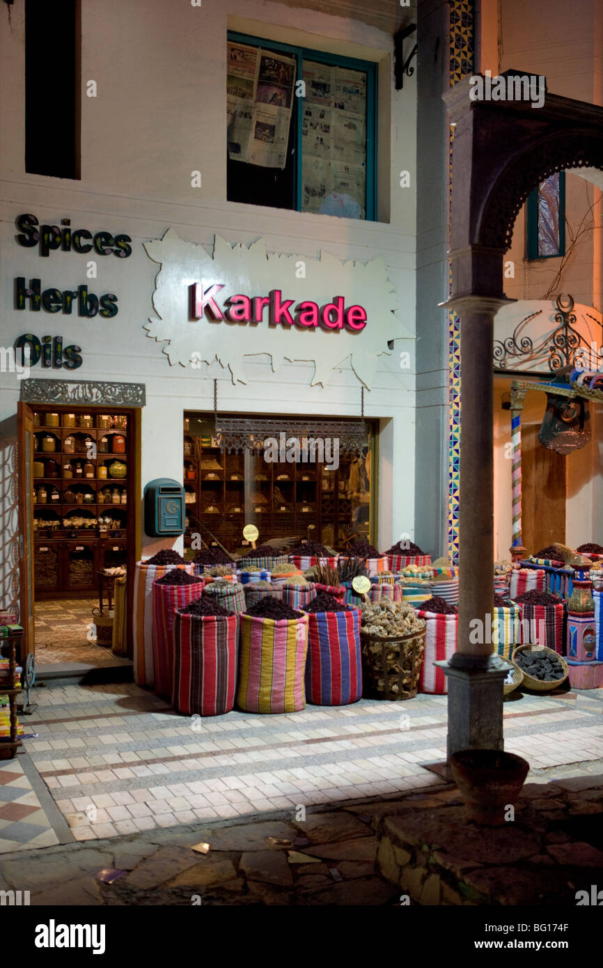 África, Egipto, Sharm el Sheik, almacenar las especias 'Karkade', ingredientes naturales, especias, hierbas, aceites, dispensario, Foto de stock