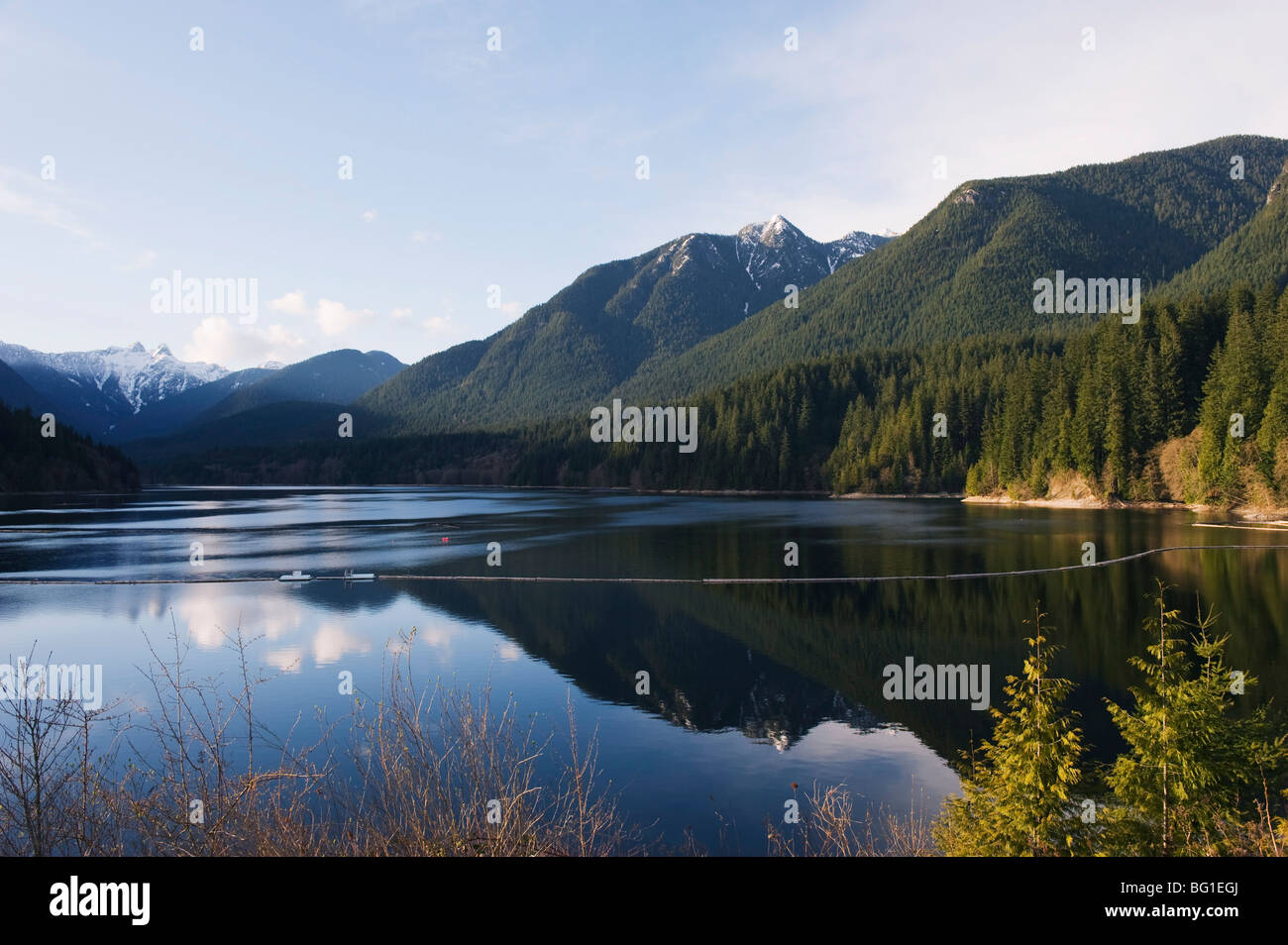 Lago de Capilano, Vancouver, British Columbia, Canadá, América del Norte Foto de stock