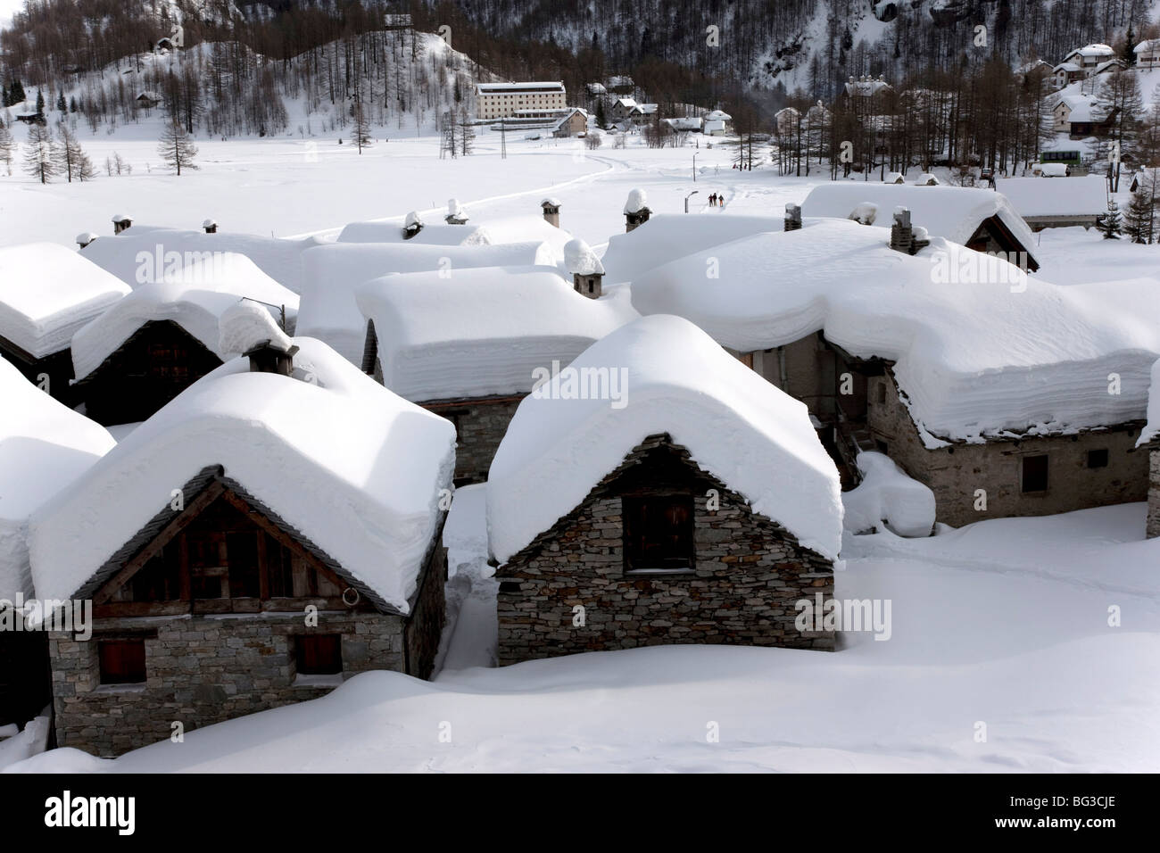 Alpes en invierno, Alpe Devero, Región de Piamonte, Italia, Europa Foto de stock