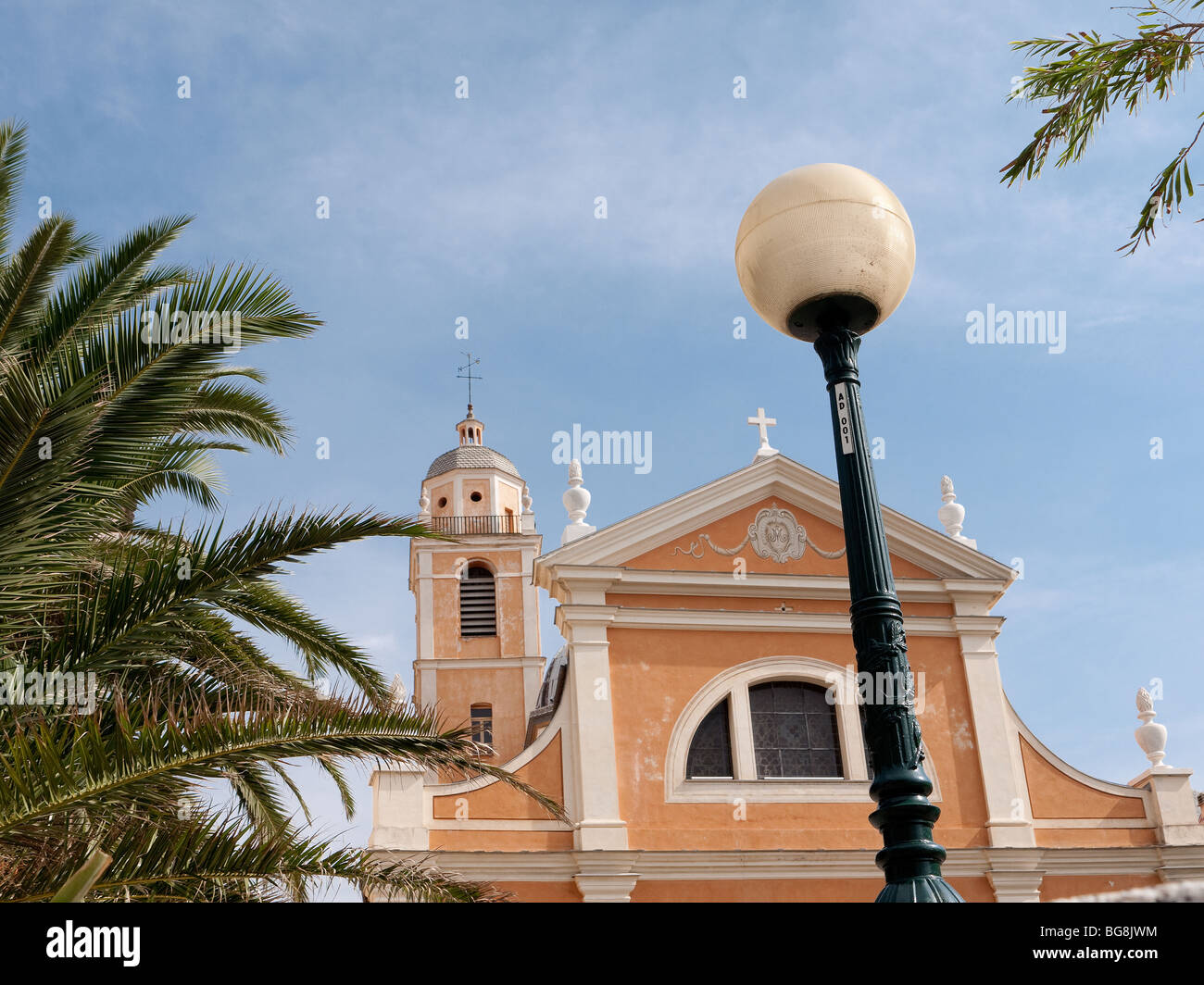 Iglesia de San Juan Bautista, el centro de la ciudad de Ajaccio, Córcega, Francia Foto de stock