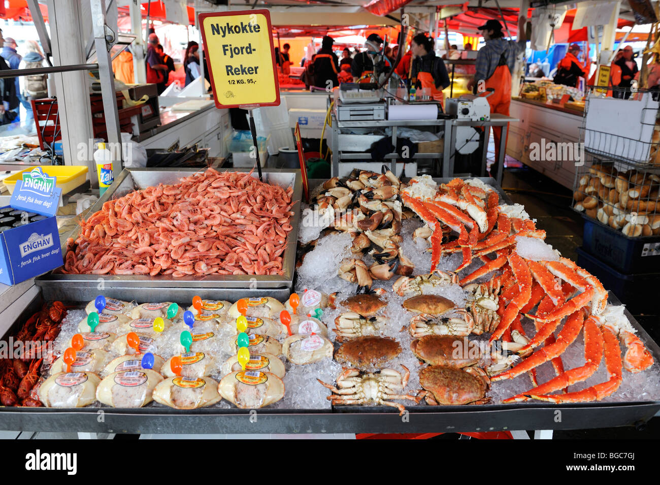 Mercado de pescado de Bergen, Noruega, Escandinavia, Europa del Norte Foto de stock