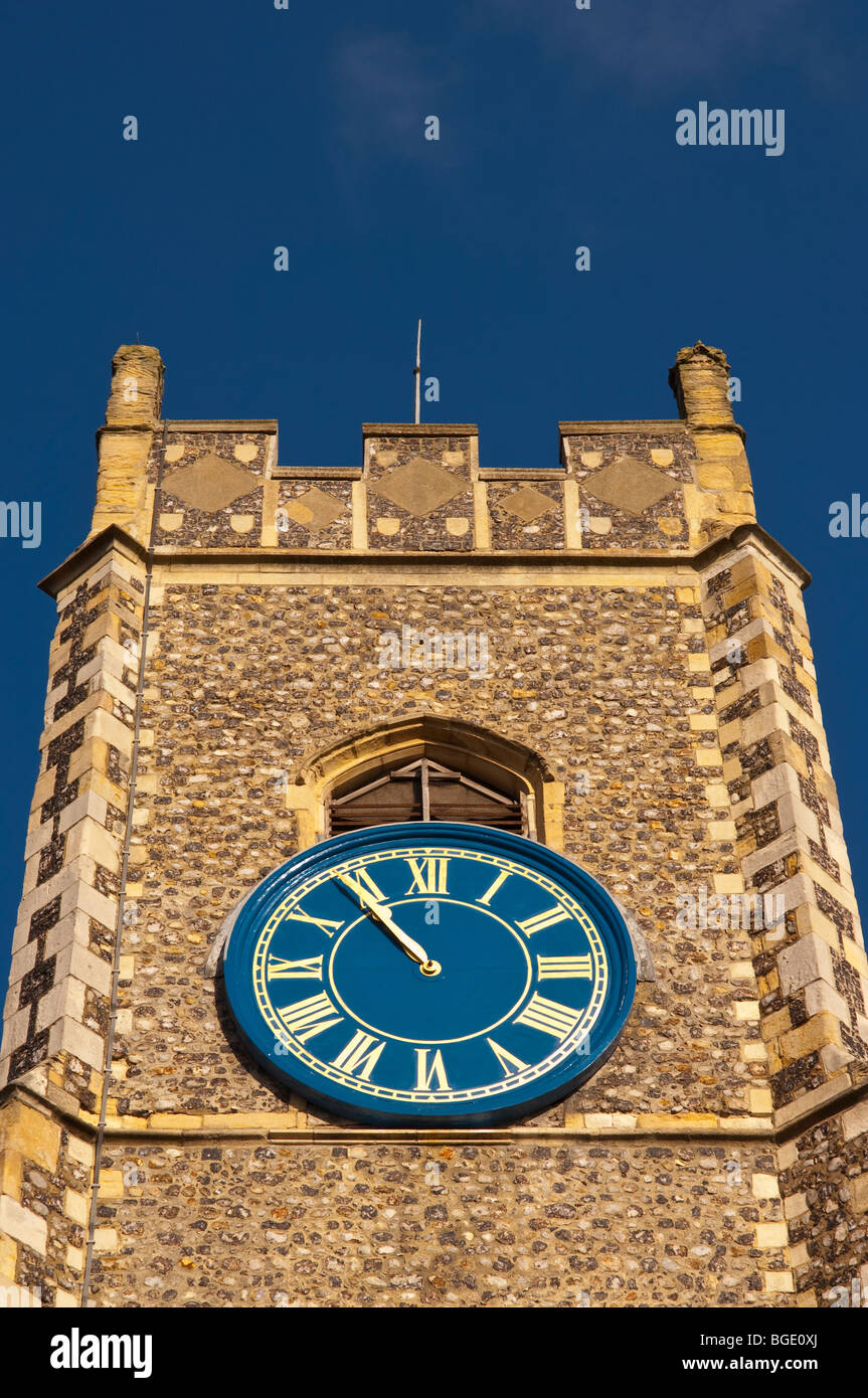 La iglesia de San Jorge, la torre del reloj en el centro de la ciudad de Norwich, Norfolk, UK Foto de stock