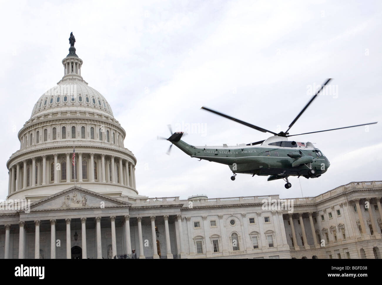 9 de enero de 2009 – Washington, D.C. – Construcción del escenario para la inauguración del presidente electo Barack Obama en Capitol Hill. Foto de stock