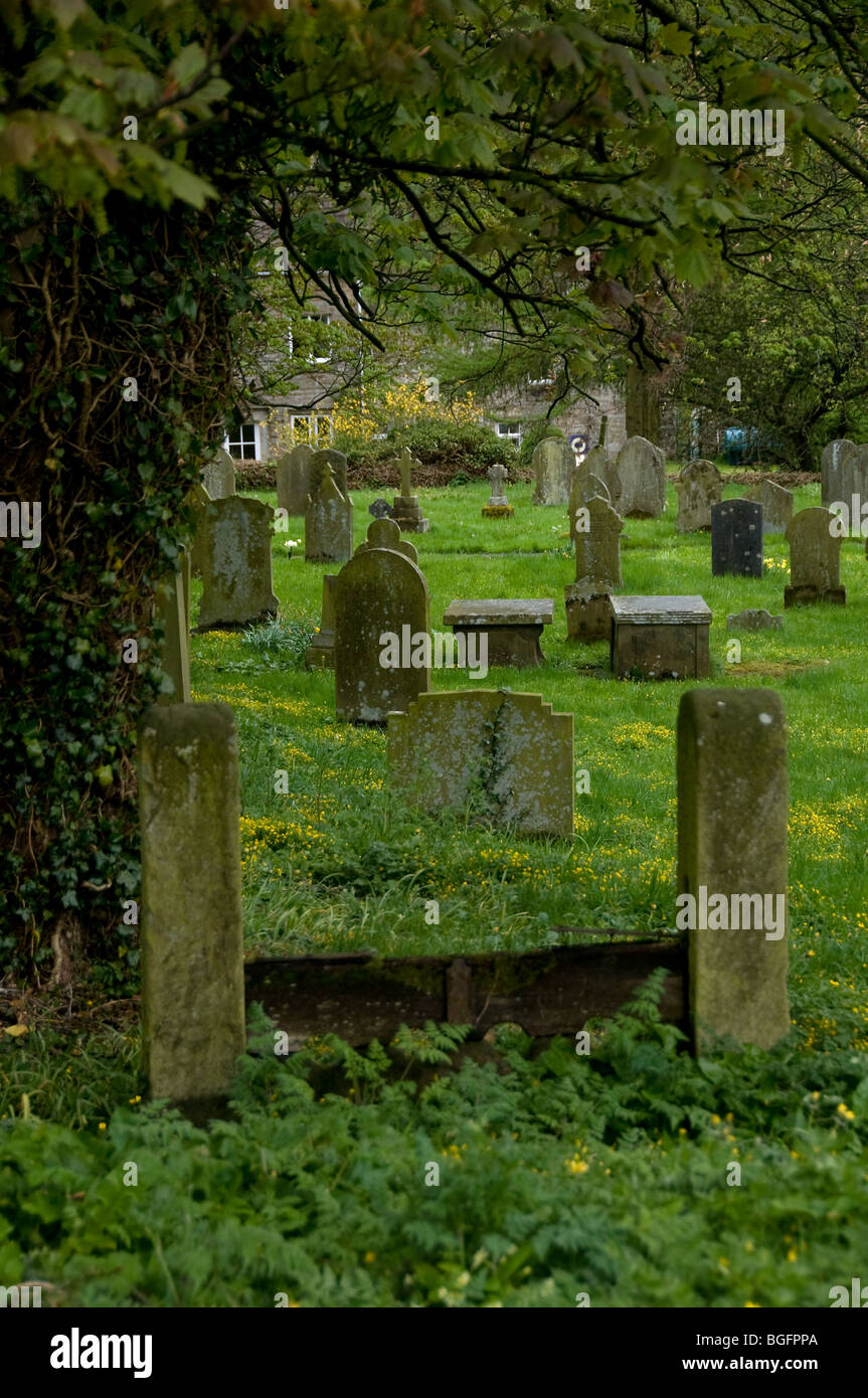 Cementerio en Burnsall, North Yorkshire, Reino Unido Foto de stock