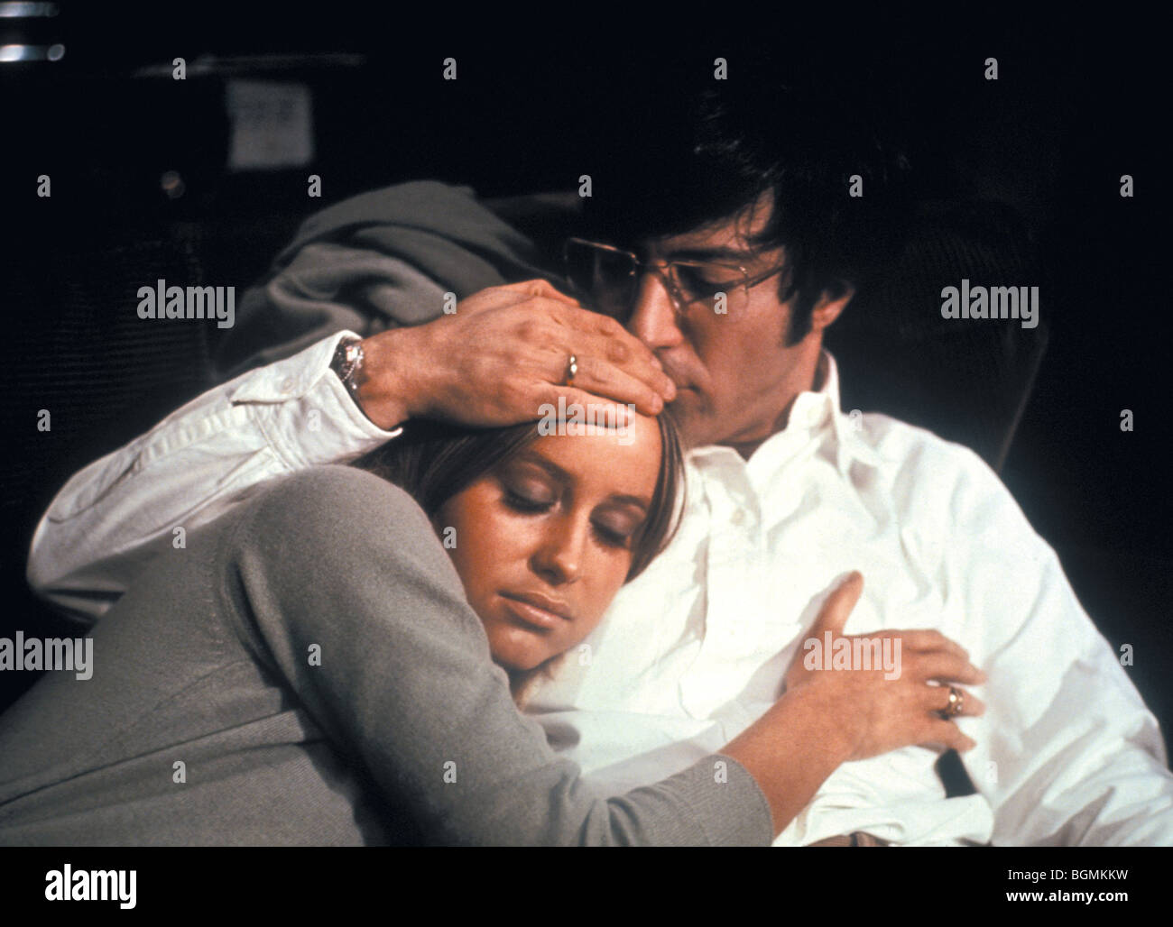 Perros de paja Año: 1971 Director: SAM PECKINPAH Susan George, Dustin Hoffman Foto de stock