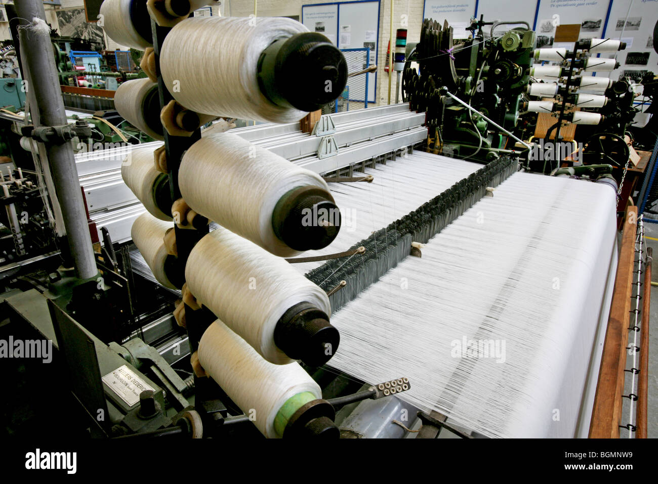 El telar en el mosto, Museo de la Industria Textil / telas, Ronse, Bélgica Foto de stock