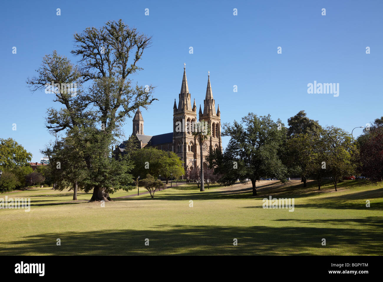 Catedral de St Peters Pennington Jardines, Adelaide, Australia Foto de stock