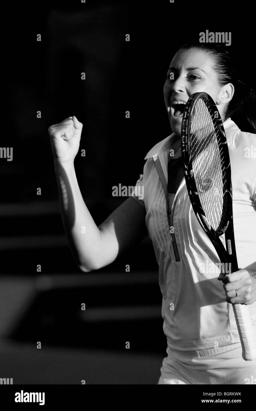 Flavia Pennetta juega en 2009 Indian Wells BNP abierto. Foto de stock