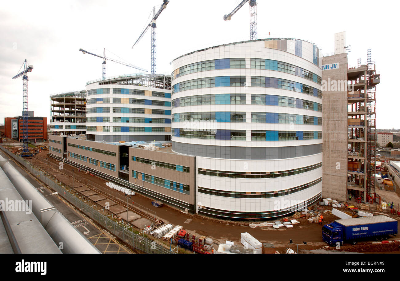 Edificio del Hospital Queen Elizabeth, BIRMINGHAM Birmingham primer nuevo hospital de agudos en 70 años. Foto de stock