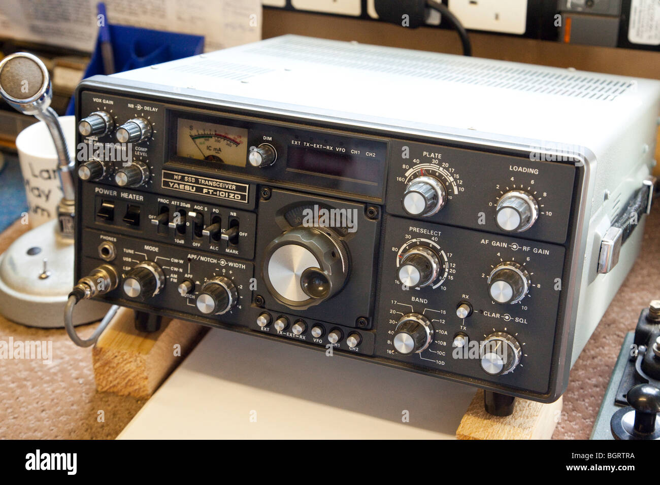 Yaesu FT-101 de transceptor de radio de onda corta Foto de stock