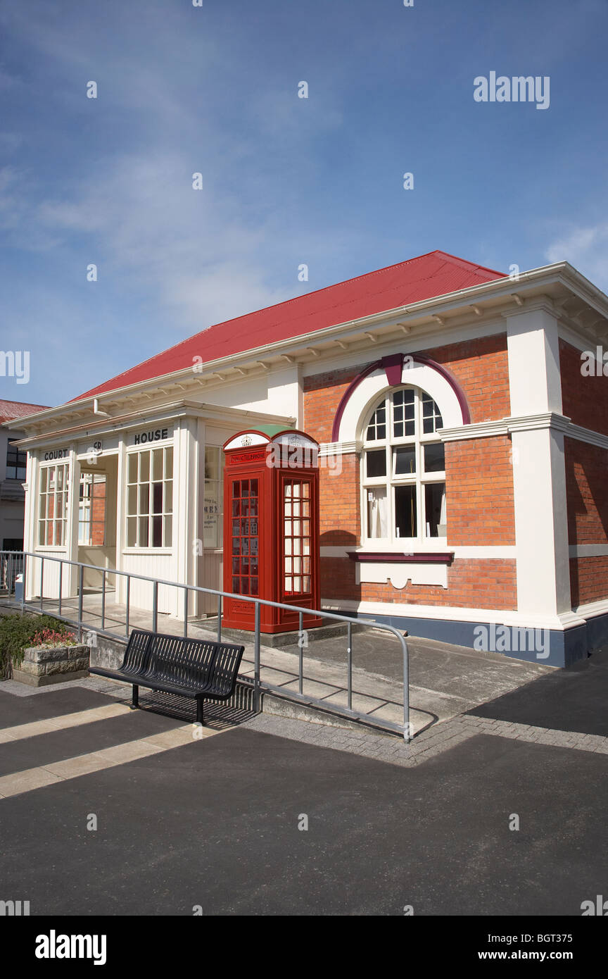 Antiguo palacio de justicia (hoy museo), Dannevirke, Distrito Tararua, Wairarapa, Isla del Norte, Nueva Zelanda Foto de stock