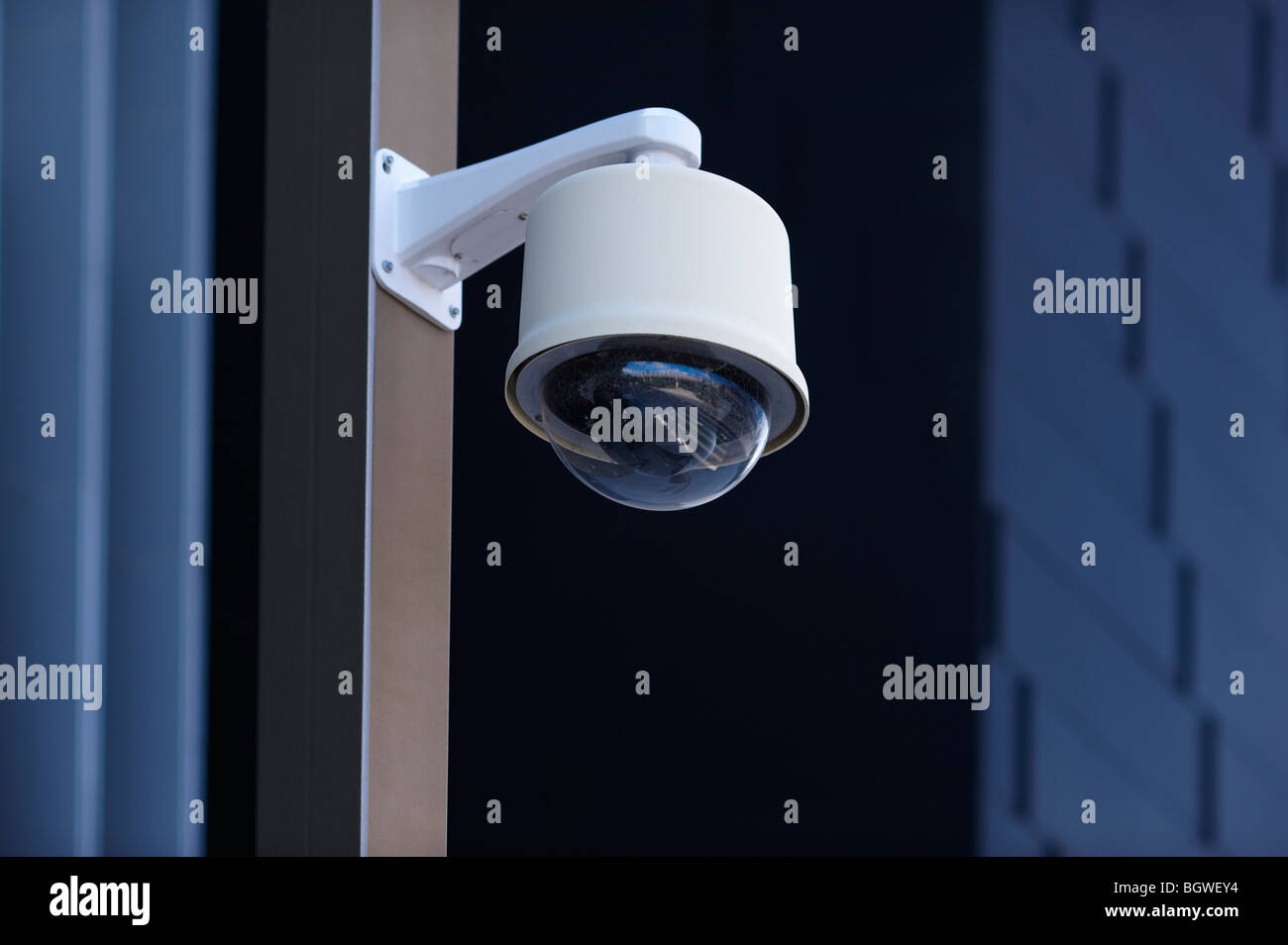 Cámara de seguridad CCTV exterior Foto de stock
