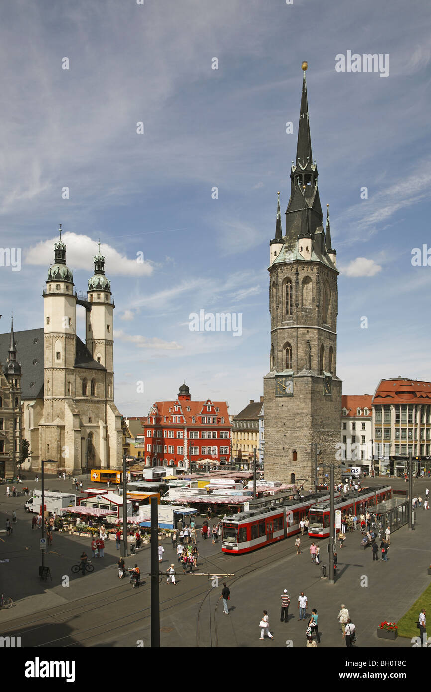 Marienkirche de Halle Roter Turm Torre Roja Foto de stock