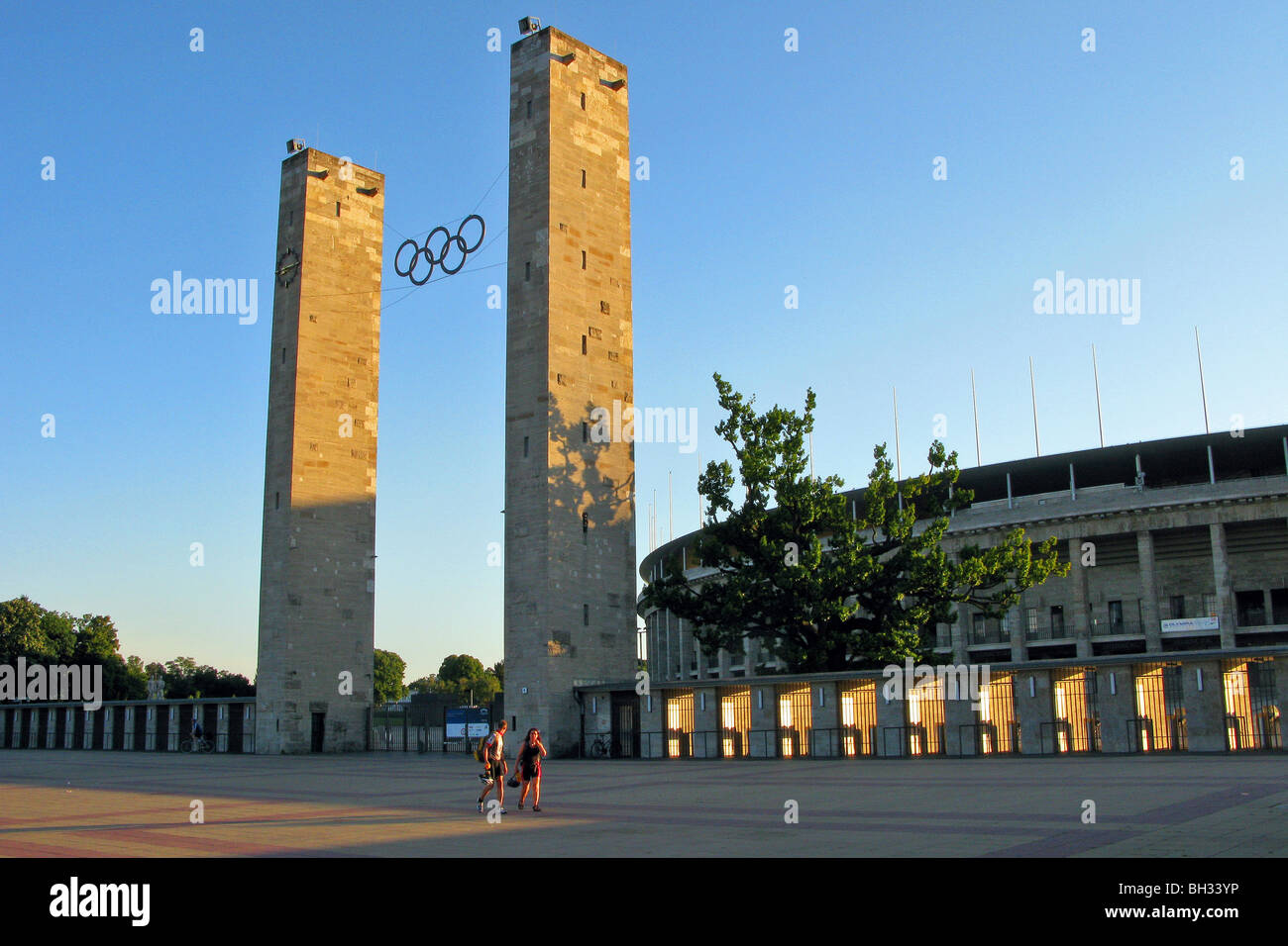 El Estadio Olímpico, el Olympiastadion construido para los Juegos Olímpicos de 1936, la El Estadio Olímpico, el Olympiastadion construido para los Juegos Olímpicos de 1936, la