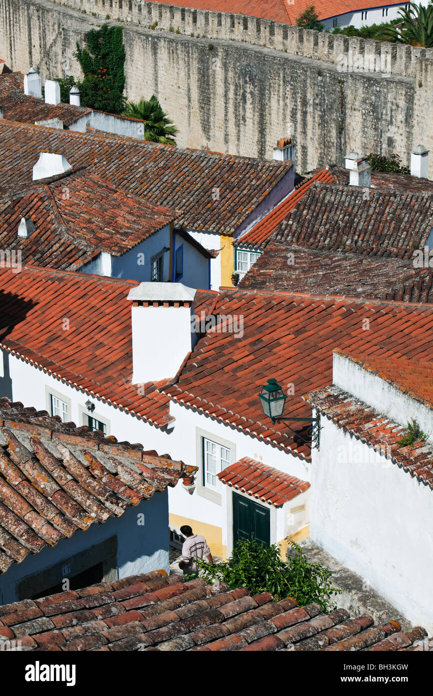 Tejados encima de Obidos Extremadura Portugal Foto de stock