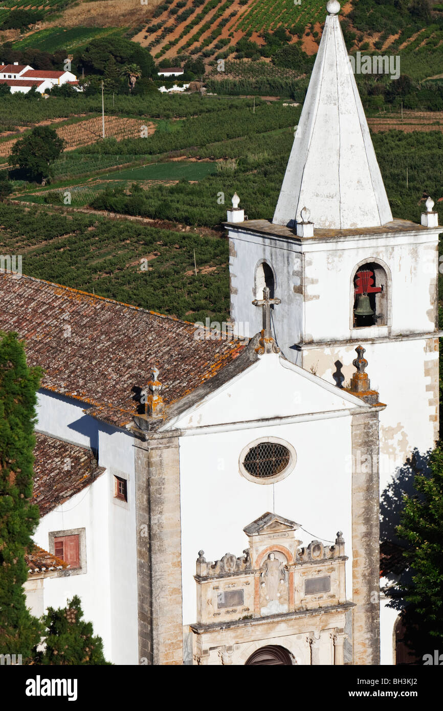 La iglesia de Santa María de Obidos Extremadura Portugal Foto de stock