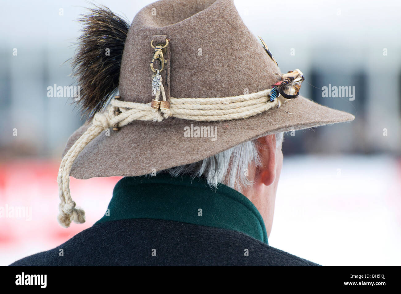 Sombrero alpino fotografías e imágenes de alta resolución - Alamy