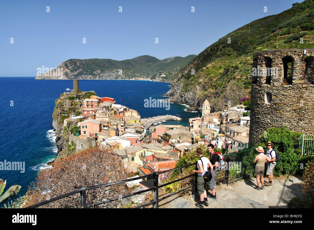 Vernazza Cinque Terre 5 tierras Italia Italia Fotografía de stock - Alamy