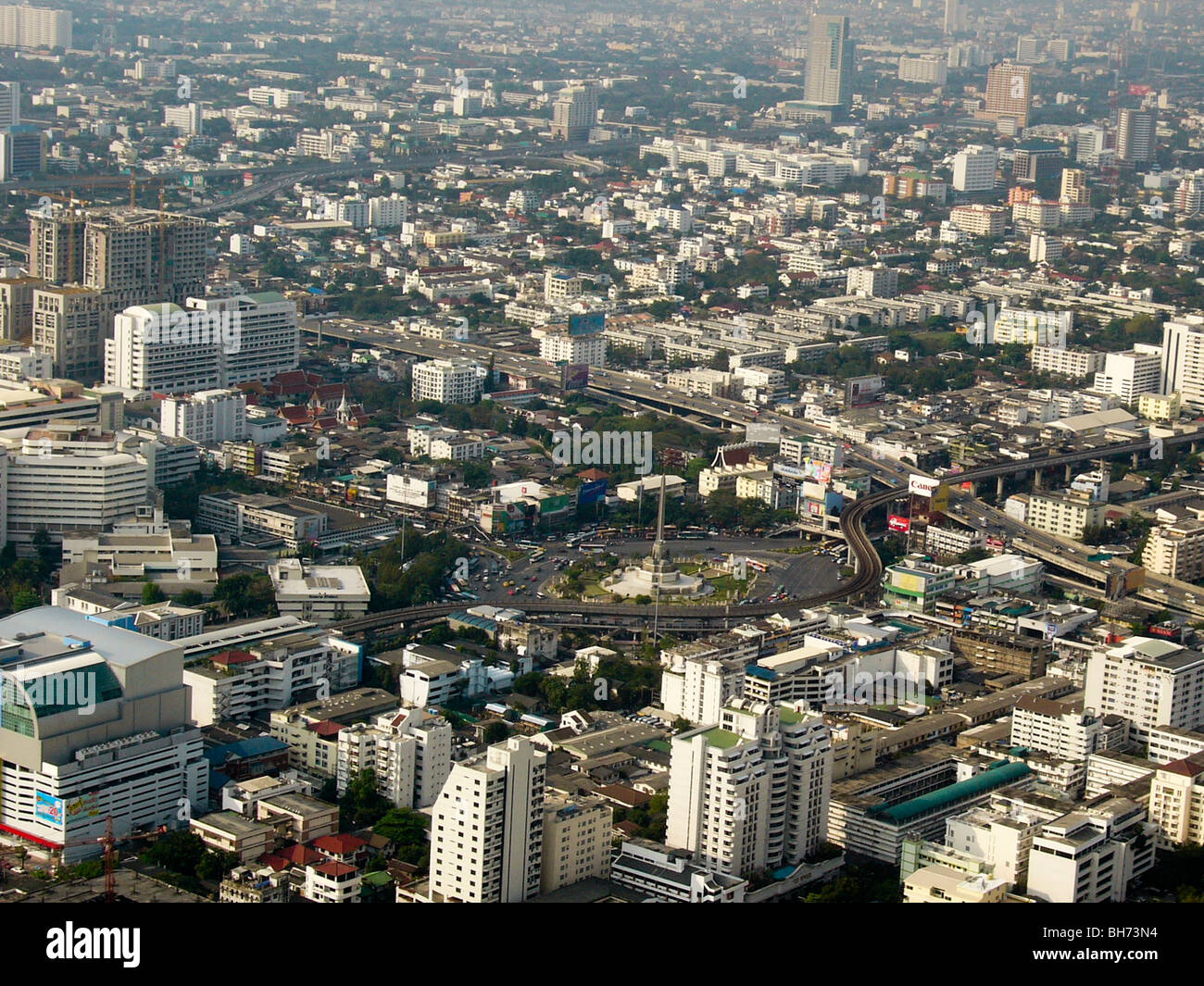 Bangkok, Tailandia, el paisaje urbano de rascacielos Descripción Foto de stock