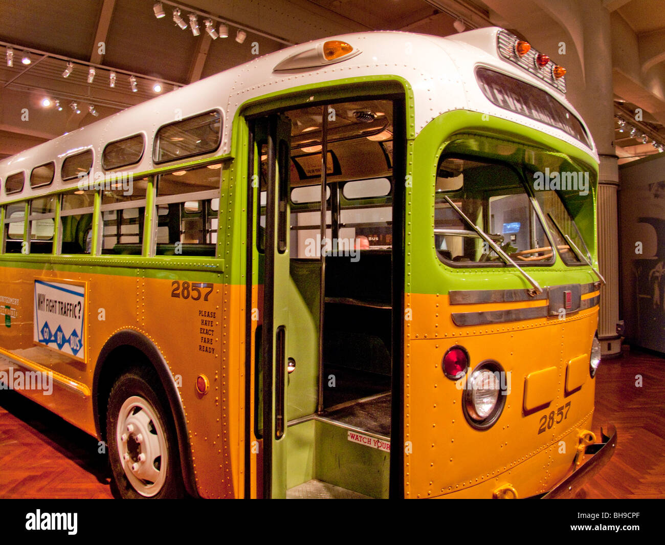 Montgomery, Alabama, el autobús en el que el pionero de los derechos civiles Rosa Parks se negó a ceder su asiento a un pasajero blanco en 1955. Foto de stock