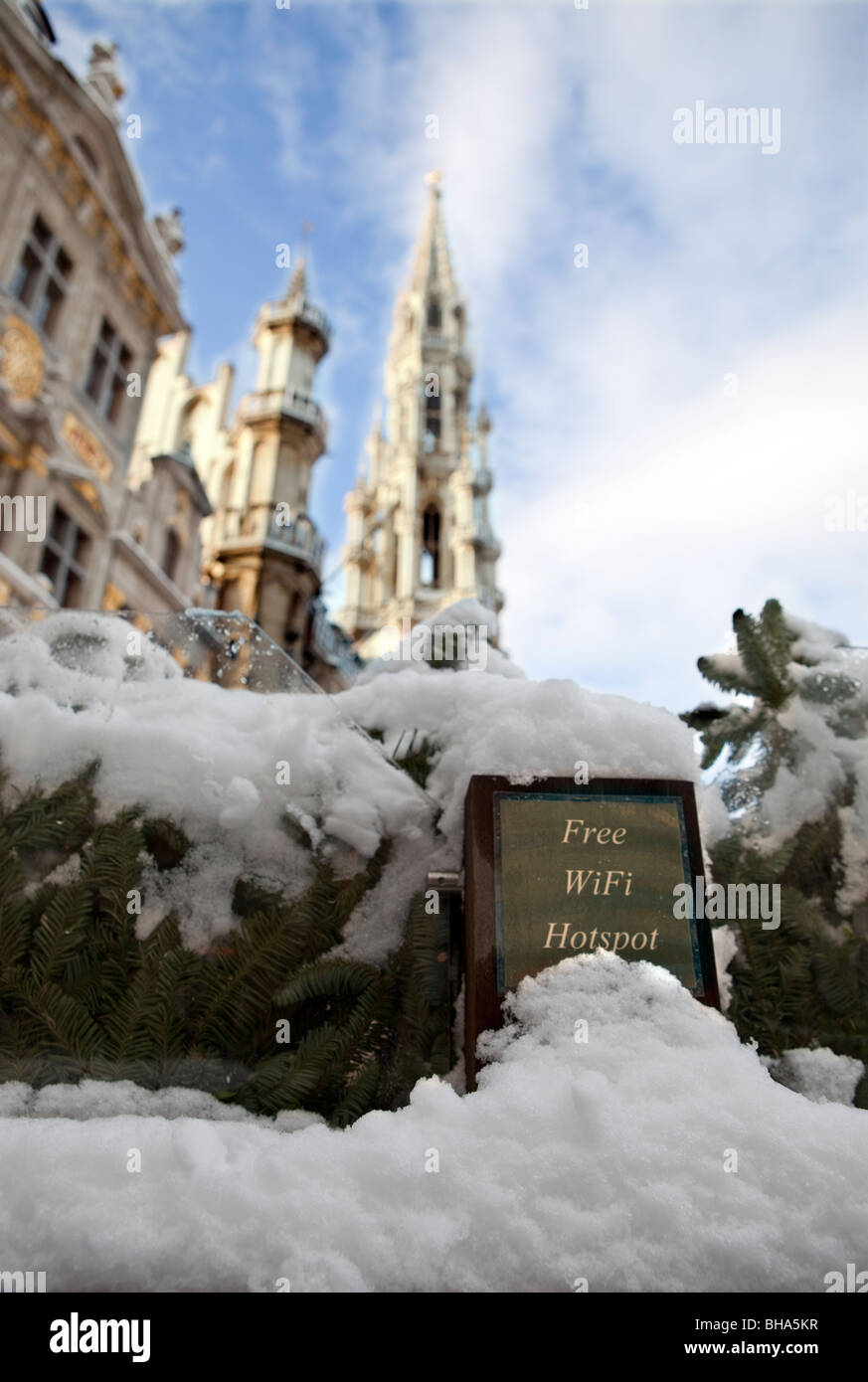 Wi-Fi Hotspot en la Grand Place, Bruselas, Bélgica. Foto de stock