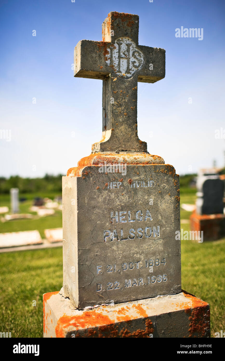 Lápida islandés, Hecla Village, en la isla de Hecla, Manitoba, Canadá. Foto de stock
