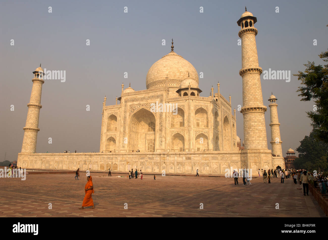 El Taj Mahal, una de las maravillas arquitectónicas del mundo, Agra, Uttar Pradesh, India Foto de stock